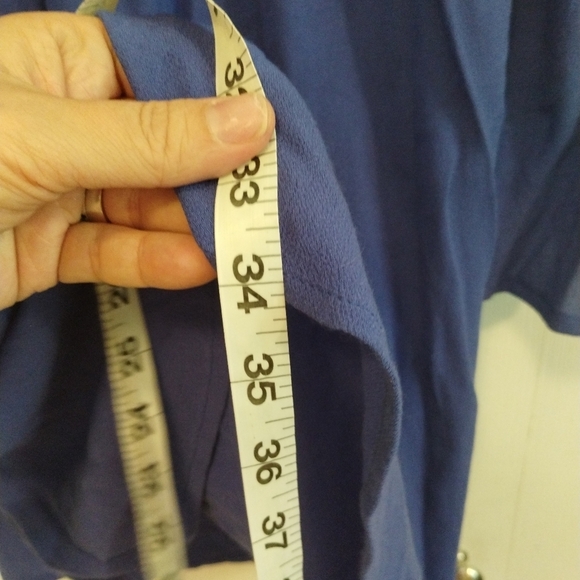 Alter'D State blue tunic top with shoulder floral embroidery - Picture 5 of 8